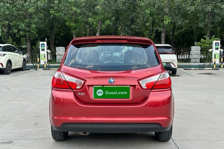 Used Venucia R50 2013 1.6L Manual Fashion Edition Exterior 10