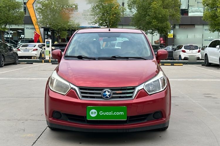 Used Venucia R50 2013 1.6L Manual Fashion Edition Exterior 9