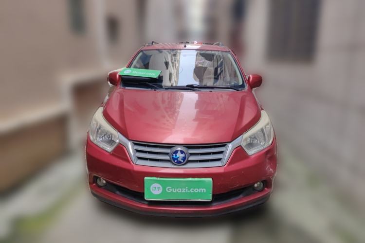 Used Venucia R50 2013 1.6L Manual Fashion Edition Front