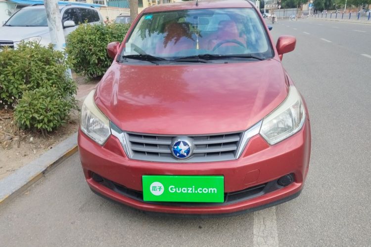Used Venucia R50 2013 1.6L Manual Fashion Edition Front