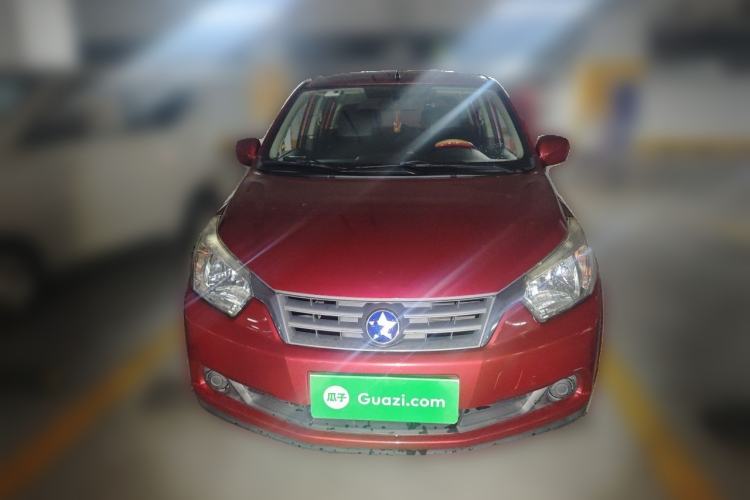 Used Venucia R50 2013 1.6L Automatic Fashion Edition Front