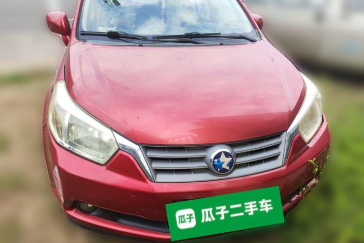 Used Venucia R50 2013 1.6L Automatic Luxury Edition Front