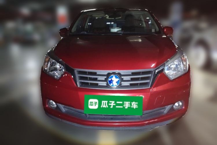 Used Venucia R50 2013 1.6L Automatic Fashion Edition Front