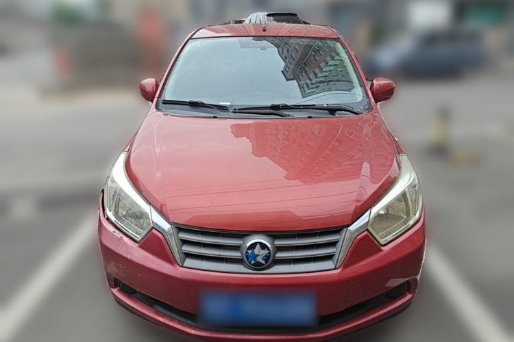 Used Venucia R50 2013 1.6L Manual Fashion Edition Front