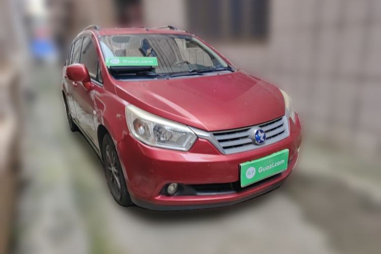 Used Venucia R50 2013 1.6L Manual Fashion Edition Front Right 45 Deg