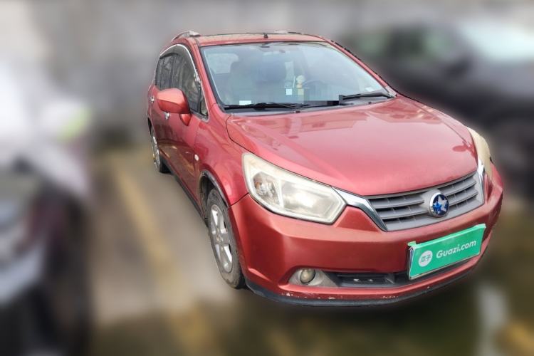 Used Venucia R50 2013 1.6L Manual Luxury Edition Front Right 45 Deg