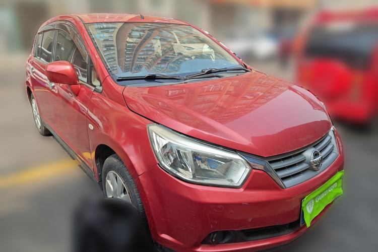 Used Venucia R50 2013 1.6L Manual Fashion Edition Front Right 45 Deg