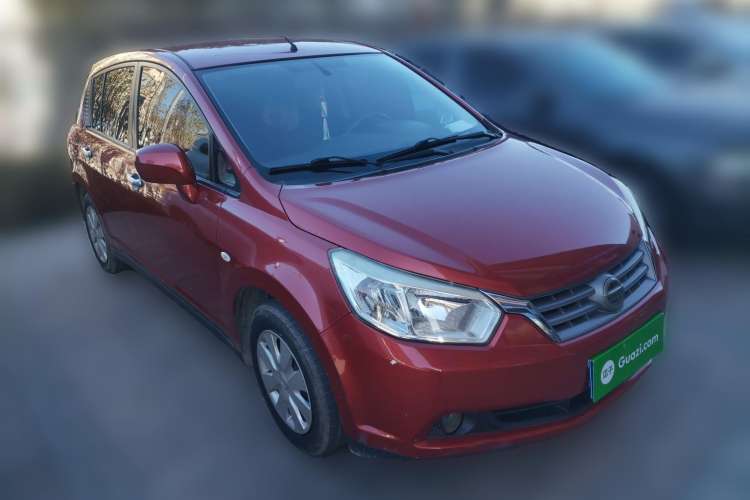 Used Venucia R50 2013 1.6L Automatic Fashion Edition Front Right 45 Deg