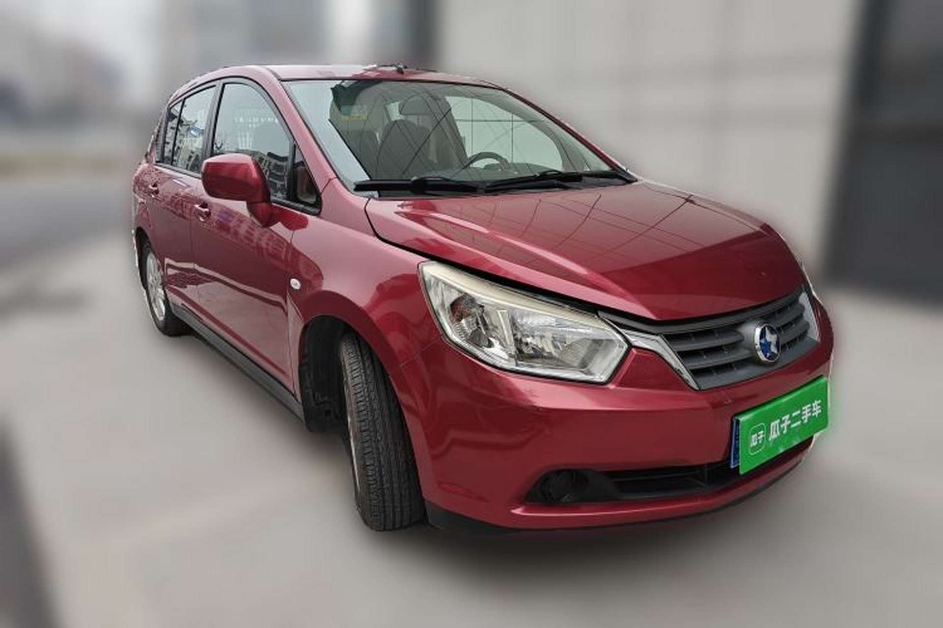 Used Venucia R50 2013 1.6L Manual Fashion Edition Front Right 45 Deg