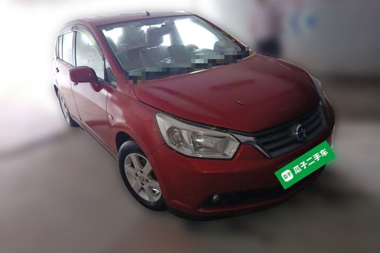 Used Venucia R50 2013 1.6L Automatic Luxury Edition Front Right 45 Deg
