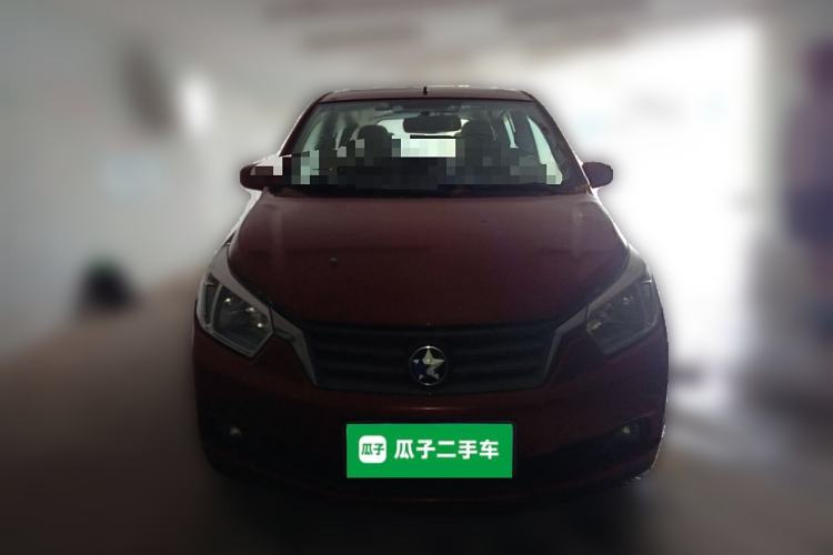 Used Venucia R50 2013 1.6L Automatic Luxury Edition Front