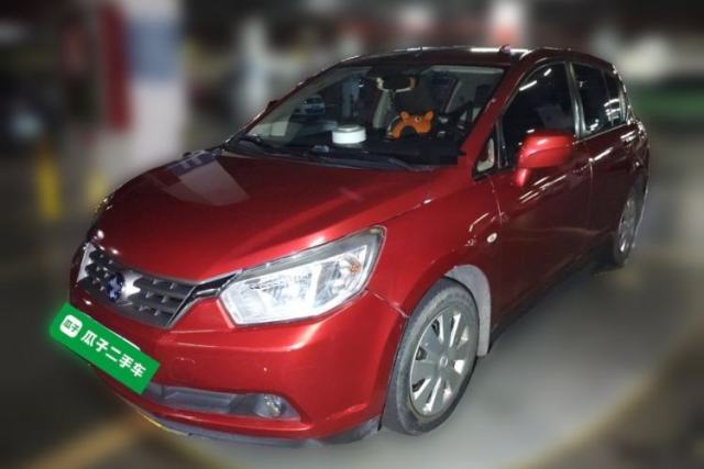 Used Venucia R50 2013 1.6L Automatic Fashion Edition