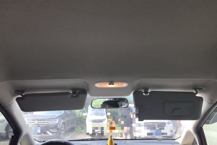 Used Venucia R50 2013 1.6L Manual Fashion Edition Headliner