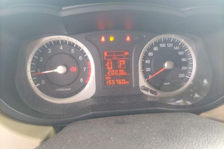 Used Venucia R50 2013 1.6L Automatic Fashion Edition Instrument Cluster