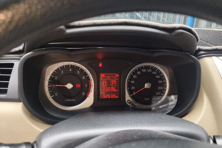Used Venucia R50 2013 1.6L Automatic Fashion Edition Instrument Cluster