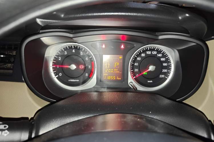 Used Venucia R50 2013 1.6L Automatic Fashion Edition Instrument Cluster