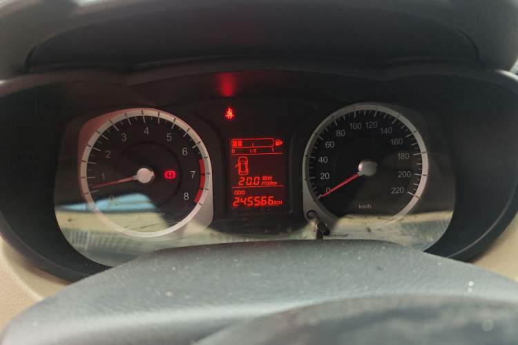 Used Venucia R50 2013 1.6L Manual Fashion Edition Instrument Cluster