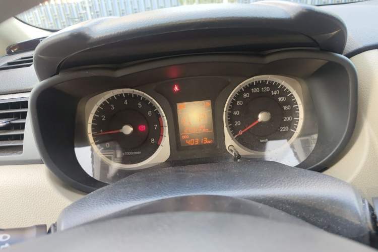 Used Venucia R50 2013 1.6L Automatic Luxury Edition Instrument Cluster