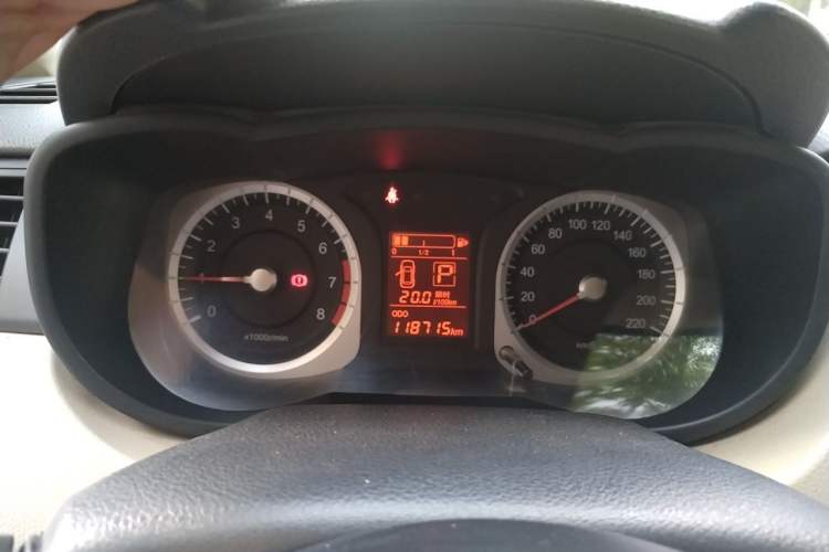Used Venucia R50 2013 1.6L Automatic Fashion Edition Instrument Cluster