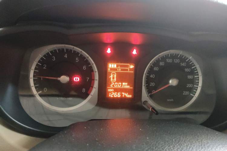 Used Venucia R50 2013 1.6L Manual Fashion Edition Instrument Cluster