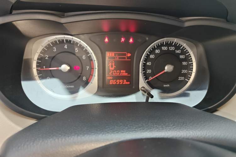 Used Venucia R50 2013 1.6L Manual Fashion Edition Instrument Cluster