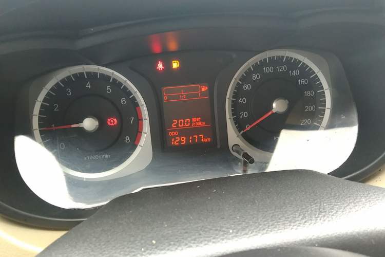 Used Venucia R50 2013 1.6L Manual Fashion Edition Instrument Cluster