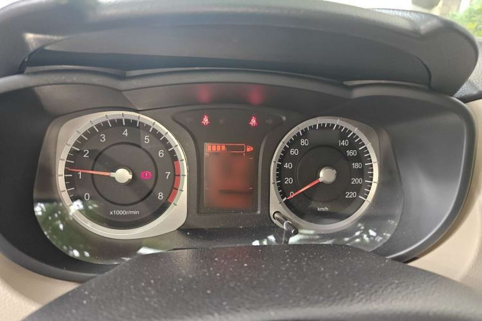 Used Venucia R50 2013 1.6L Automatic Fashion Edition Instrument Cluster
