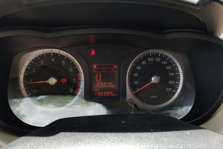 Used Venucia R50 2013 1.6L Manual Fashion Edition Instrument Cluster