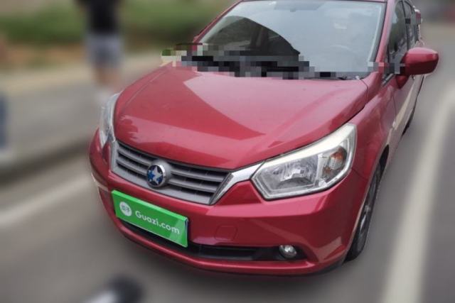 Used Venucia R50 2013 1.6L Automatic Fashion Edition