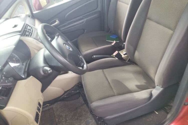Used Venucia R50 2013 1.6L Automatic Fashion Edition Left Front Seat