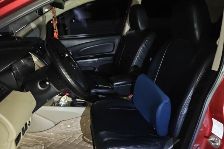 Used Venucia R50 2013 1.6L Automatic Fashion Edition Left Front Seat