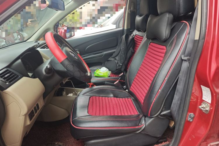 Used Venucia R50 2013 1.6L Manual Fashion Edition Left Front Seat