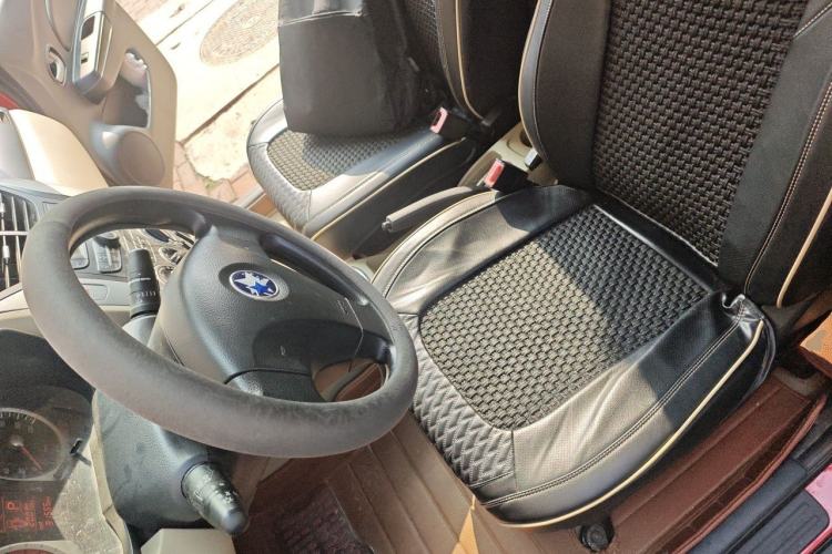 Used Venucia R50 2013 1.6L Automatic Fashion Edition Left Front Seat
