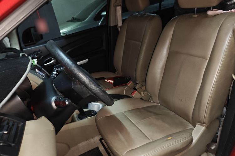 Used Venucia R50 2013 1.6L Automatic Luxury Edition Left Front Seat