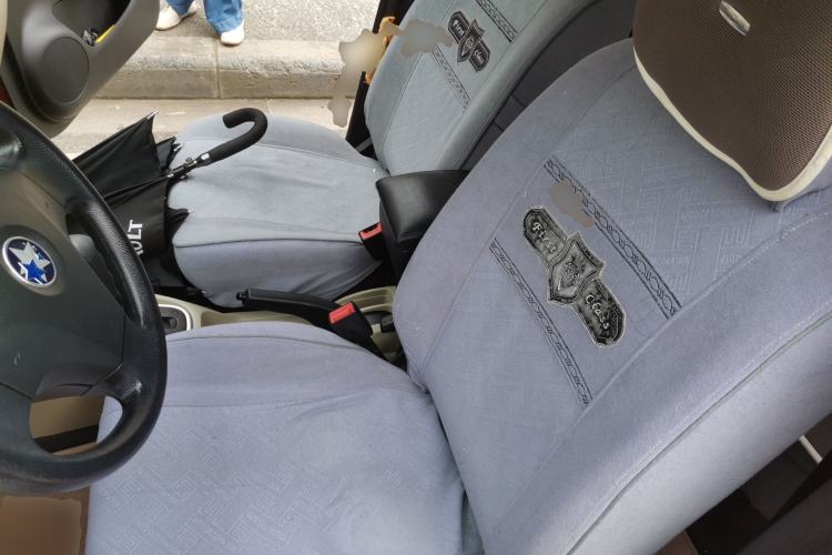 Used Venucia R50 2013 1.6L Automatic Fashion Edition Left Front Seat