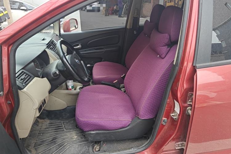Used Venucia R50 2013 1.6L Manual Fashion Edition Left Front Seat