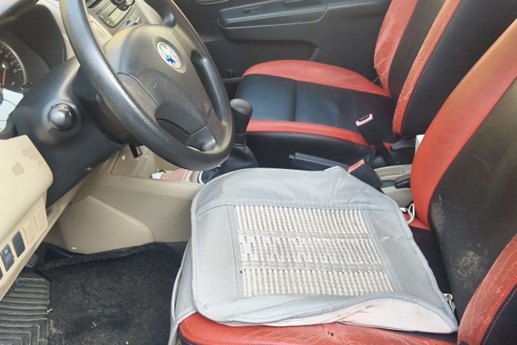 Used Venucia R50 2013 1.6L Manual Fashion Edition Left Front Seat