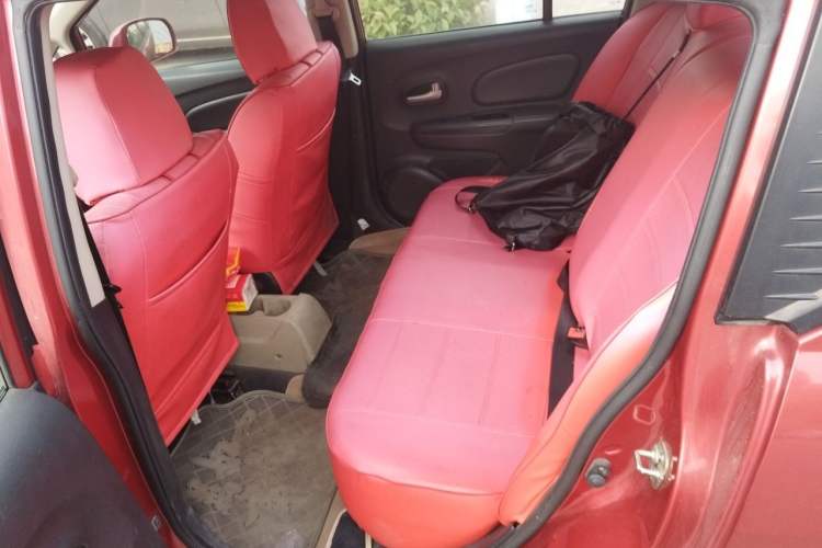 Used Venucia R50 2013 1.6L Manual Fashion Edition Left Rear Seat