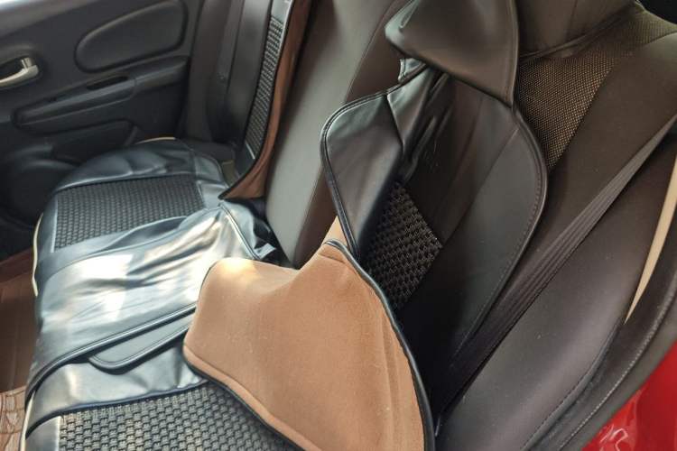 Used Venucia R50 2013 1.6L Automatic Fashion Edition Left Rear Seat