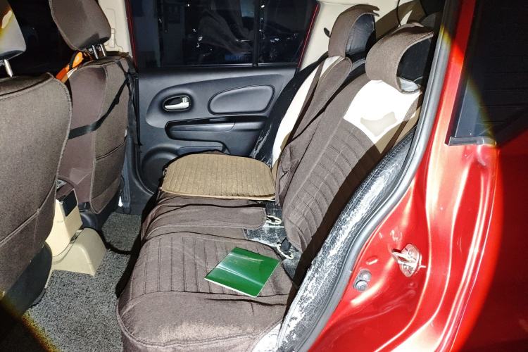 Used Venucia R50 2013 1.6L Automatic Fashion Edition Left Rear Seat