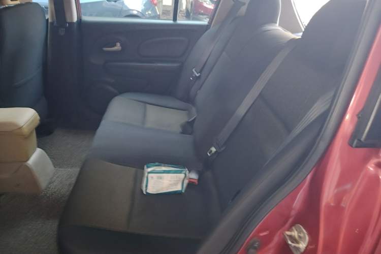 Used Venucia R50 2013 1.6L Automatic Fashion Edition Left Rear Seat