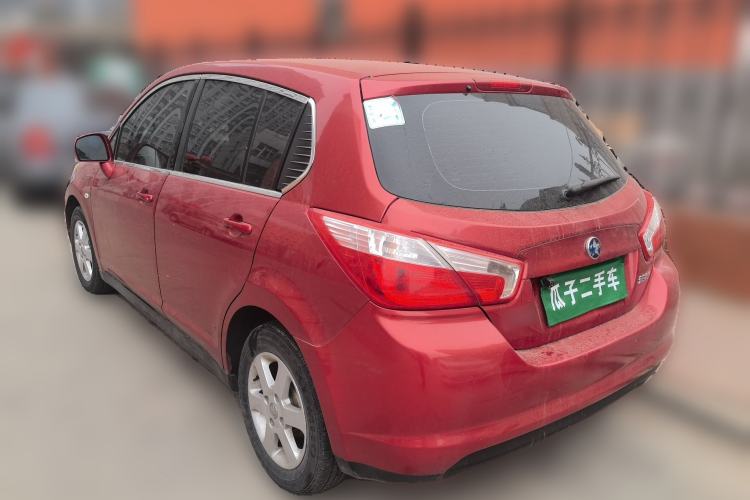 Used Venucia R50 2013 1.6L Automatic Luxury Edition Rear Left 45 Deg
