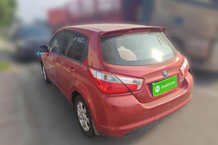 Used Venucia R50 2013 1.6L Automatic Fashion Edition Rear Left 45 Deg