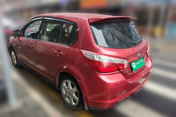 Used Venucia R50 2013 1.6L Manual Luxury Edition Rear Left 45 Deg