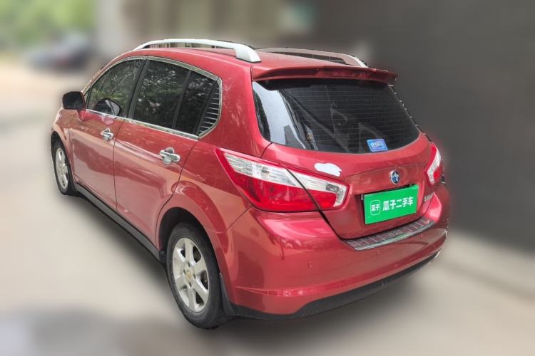 Used Venucia R50 2013 1.6L Manual Fashion Edition Rear Left 45 Deg