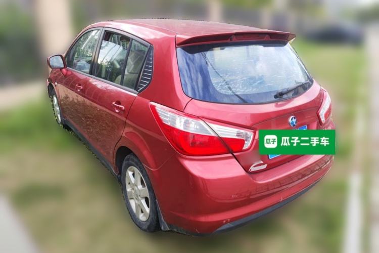 Used Venucia R50 2013 1.6L Automatic Luxury Edition Rear Left 45 Deg