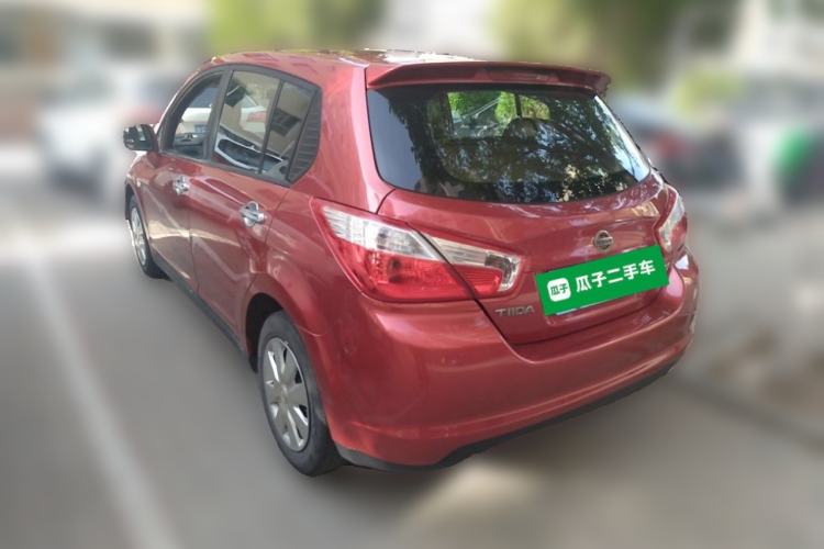 Used Venucia R50 2013 1.6L Automatic Fashion Edition Rear Left 45 Deg