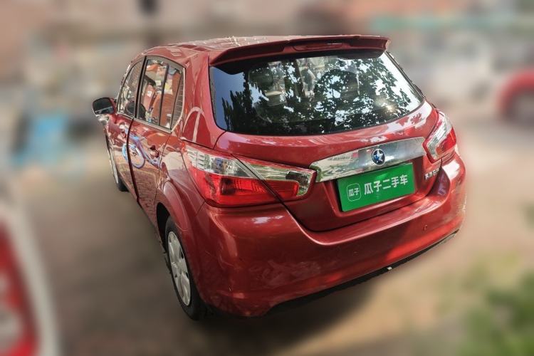 Used Venucia R50 2013 1.6L Automatic Fashion Edition Rear Left 45 Deg