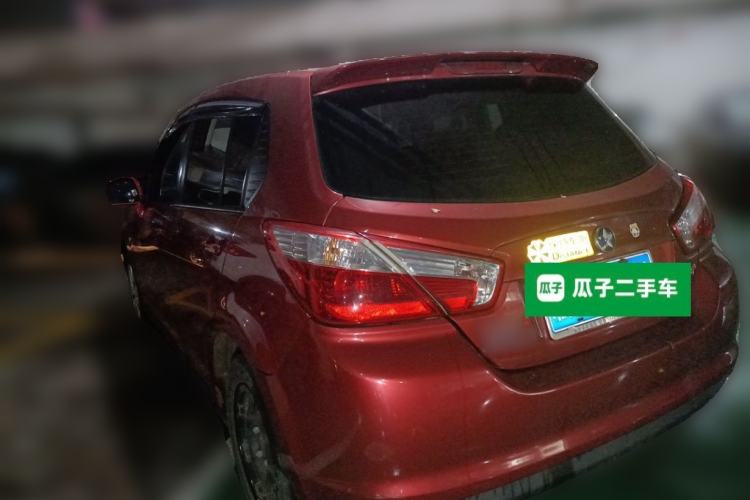 Used Venucia R50 2013 1.6L Manual Fashion Edition Rear Left 45 Deg