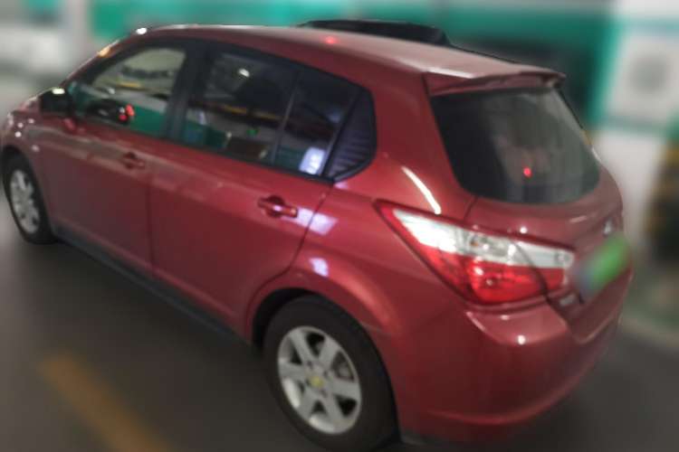 Used Venucia R50 2013 1.6L Automatic Fashion Edition Rear Left 45 Deg